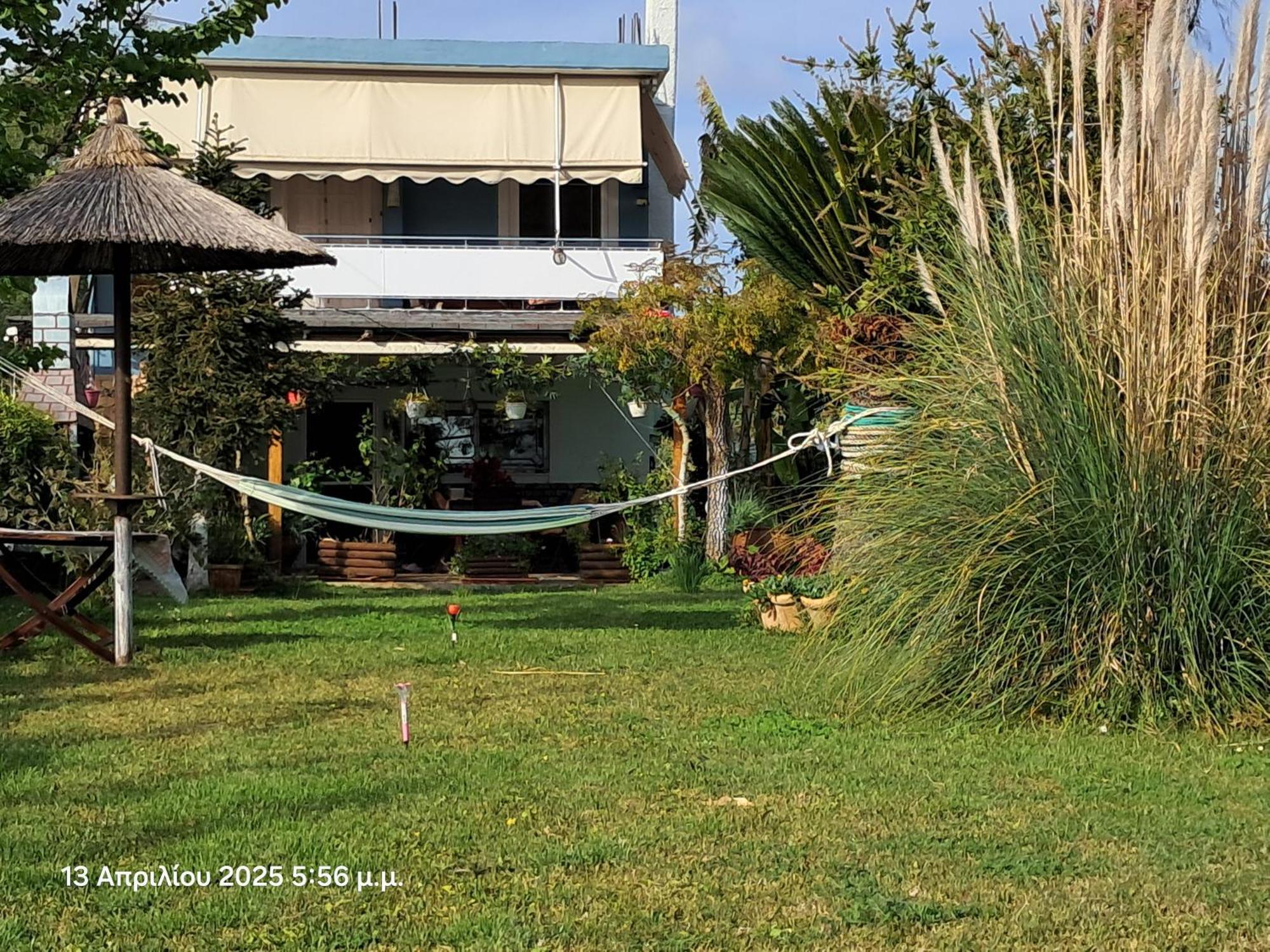 Top Floor On Villa, 3' From Center, By The Sea! Host Is Efi Kwsta Preveza Exterior foto